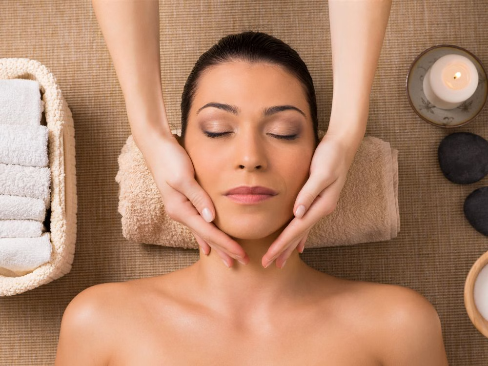 A fisioterapia orofacial pode ser combinada com procedimentos odontológicos.